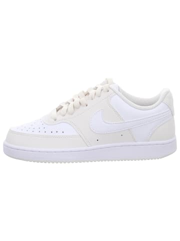 Sneaker in weiß