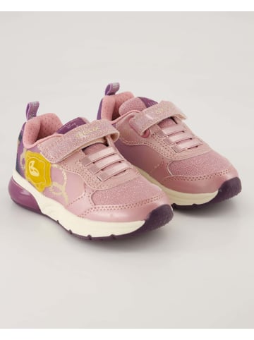 Sneaker in Pink