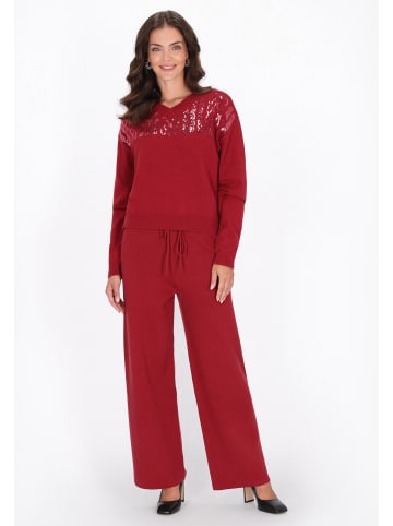 Women Sweater in burgundy