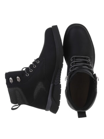 Boot in Schwarz