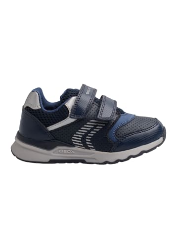 Sneakers in Blue