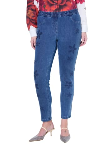 Jeans in blue stone