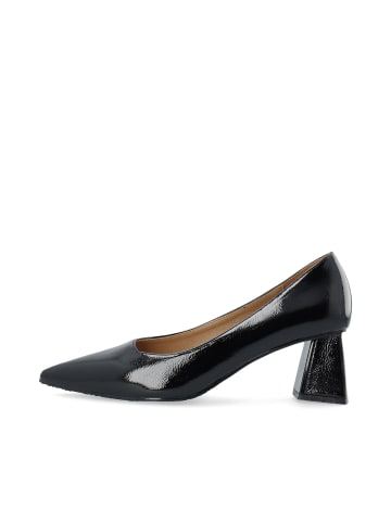 Pumps in BlackPatent1