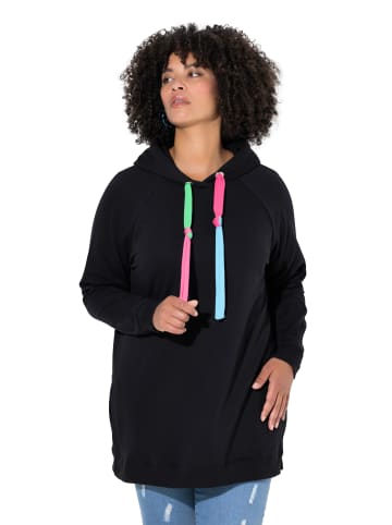 Sweatshirt in schwarz