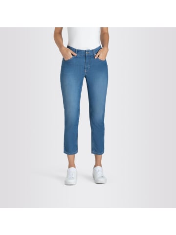 MELANIE in Blau