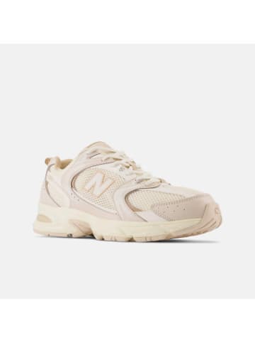 Sneaker MR530 in Beige