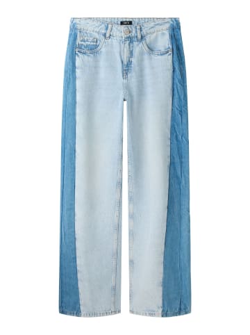Jeans in Light Blue Bleached Denim