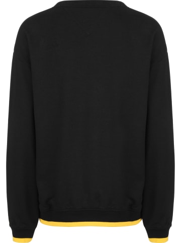 Rundhalsausschnitt in black