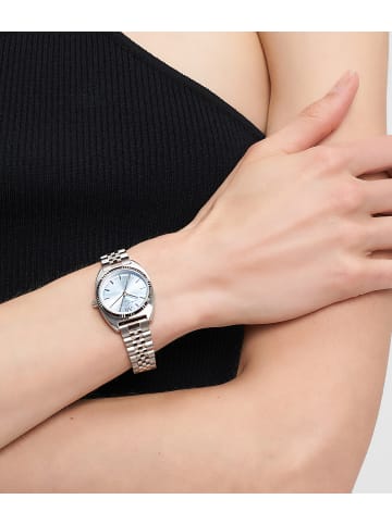 Armbanduhr The Classic Must–Have in silber