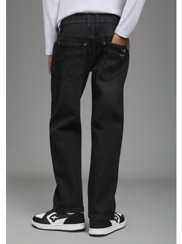 Loose-fit-Jeans in black denim washed