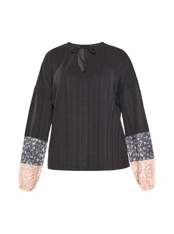 Women Blouse in black