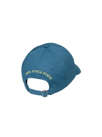 Cap in Endless Sea