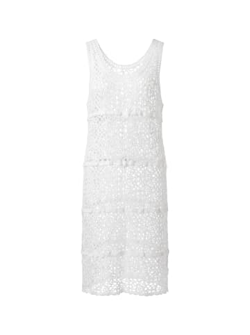 Women Dress in White