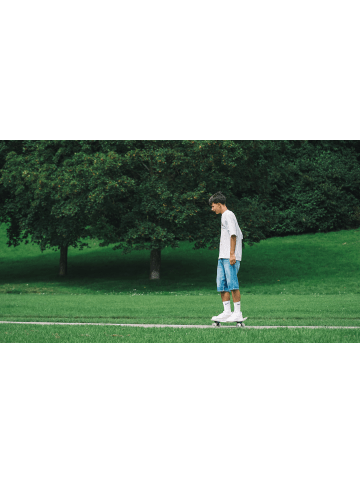 Skateboard Fun GLOW, mit Leuchtrollen und Glow-Effekt