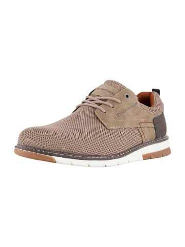 Klassische Schnürschuhe in Beige