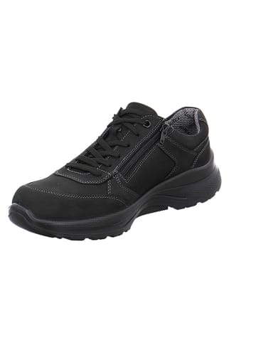 Halbschuhe in Schwarz