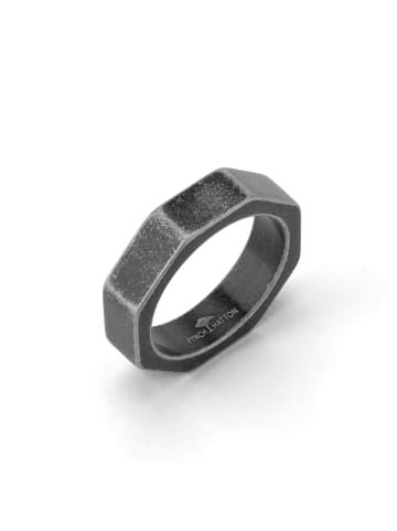Ring The Classic Ring in gun