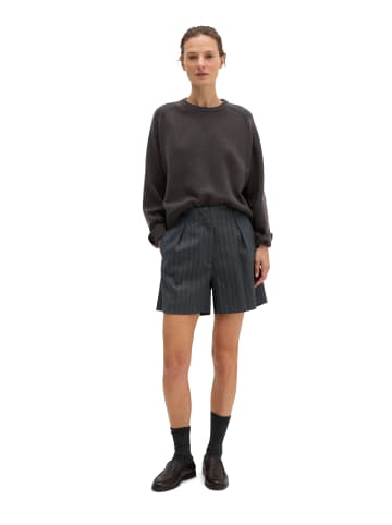Nadelstreifen-Shorts regular in Dark Grey