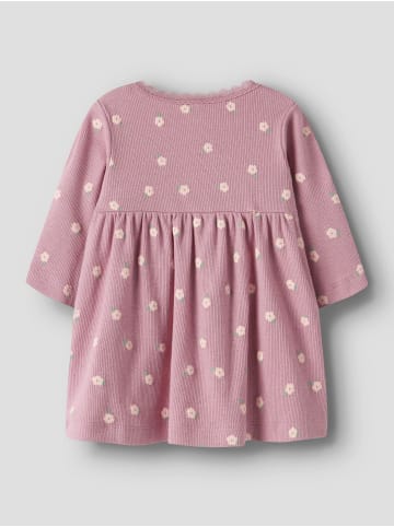 Kleid in Lilas