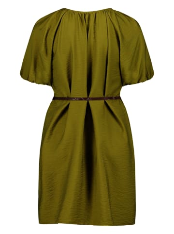 Casual-Kleid mit Gürtel in Fir Green