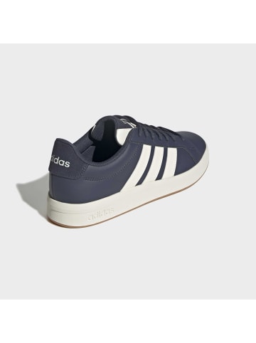 Sneaker Court Base 3.0 in shadow navy/off white/gum