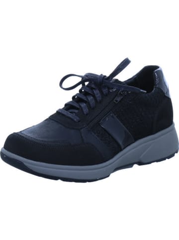 Sneaker Low in schwarz