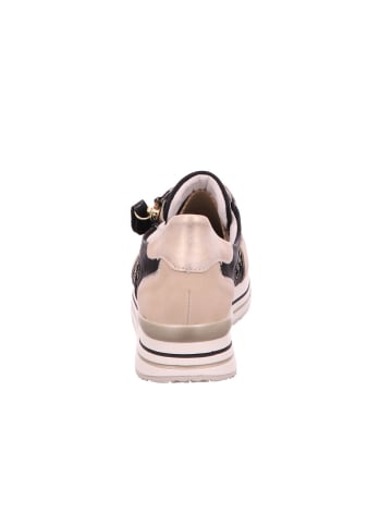 Schuhe in schwarz