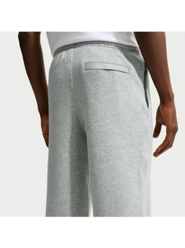 Pantalón de chándal in Dk Grey Heather/University Red