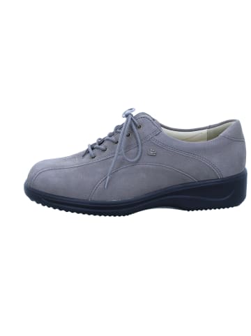 Schnürschuh in grau