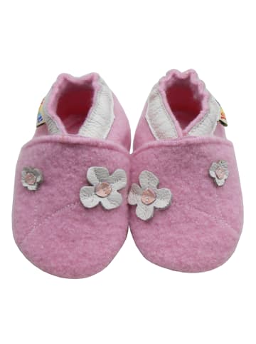 Rosa Woll-Krabbelschuhe “Little Flower”