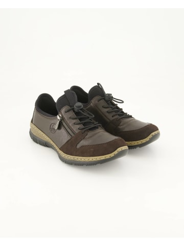 Slip On Sneaker in Braun