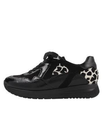 Schnürschuh in schwarz