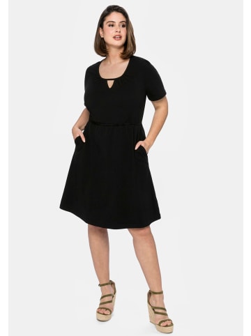 Jerseykleid in schwarz