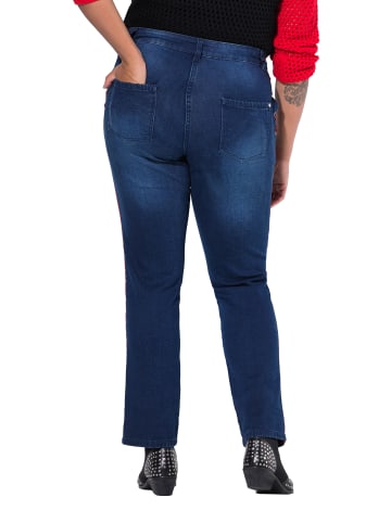 Jeans in dark blue denim
