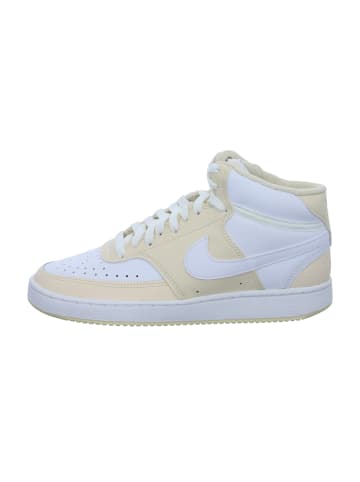 Sneaker High in Weiß