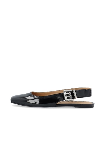 Slingbacks in BlackPatent