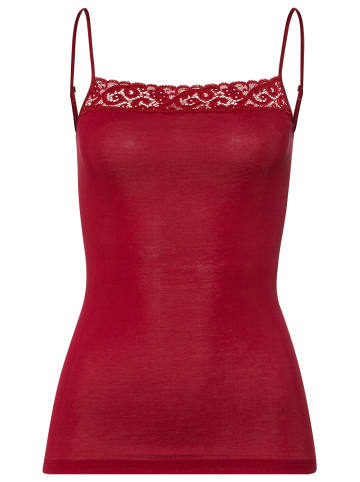 Spaghetti Top Moments in Red dahlia