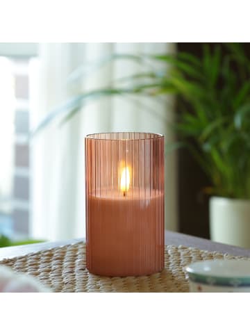 LED Kerze im Glas Windlicht mit Rillen H: 12,5cm in rosa
