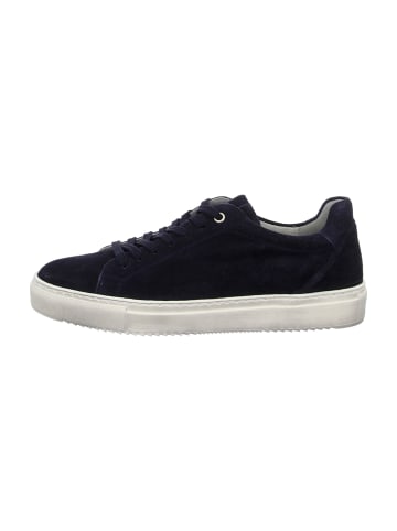 Sportliche Schnürschuhe in Blau