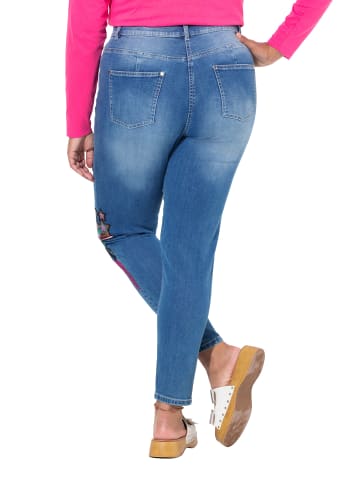 Jeans in blue denim