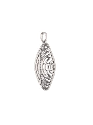 Women Set Of Pair Of Earrings And Pendant in Silver