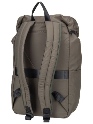 Rucksack Legere Backpack in Olive