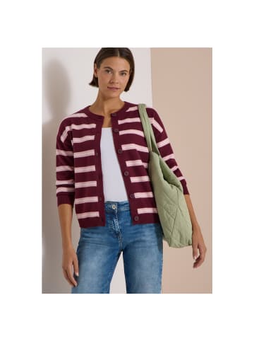 Pullover in red wine
