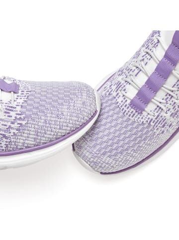 Sneaker in lila
