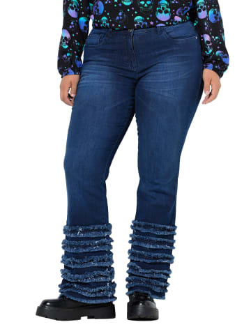 Jeans in dark blue denim
