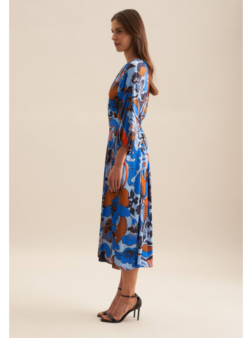 Kleid Oversized in Mittelblau