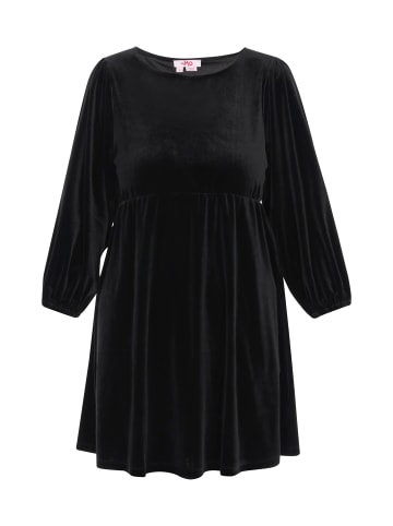 Women Dress in black