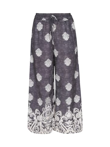 Women Pants in black