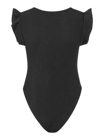 Body in black
