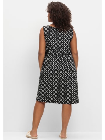 Strandkleid in schwarz bedruckt